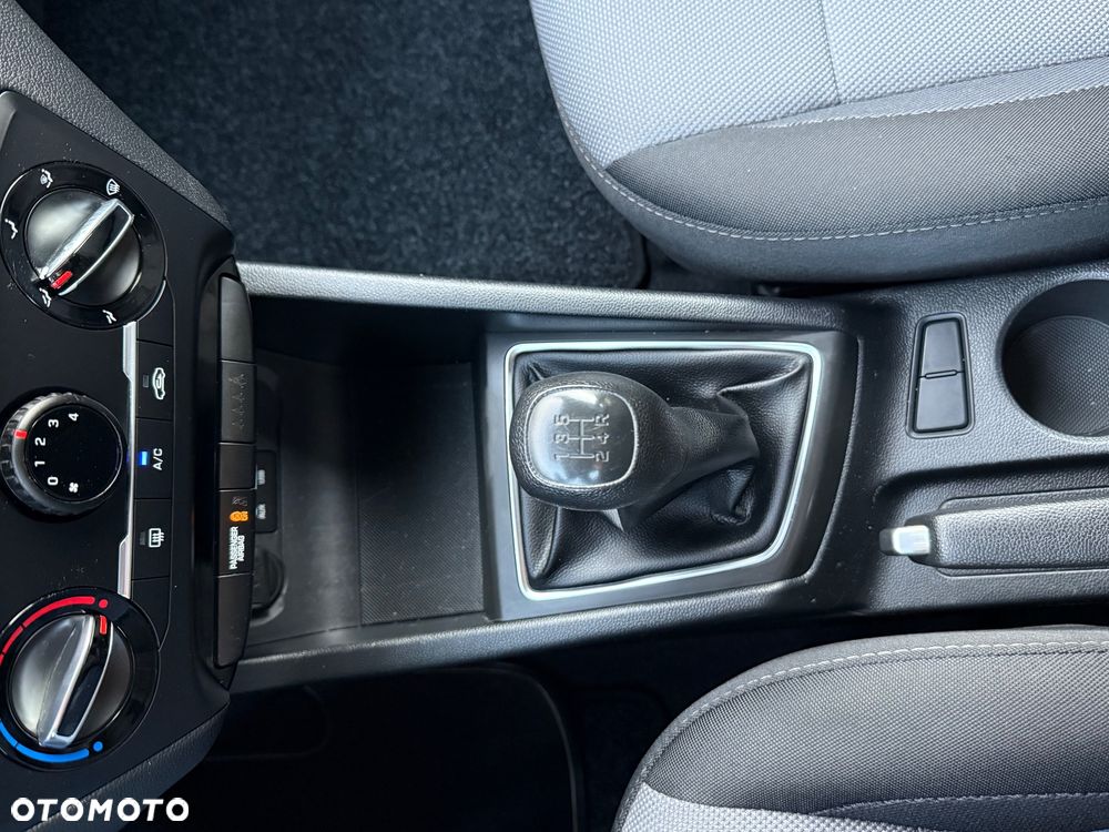 Hyundai i20 1.2 Select - 28