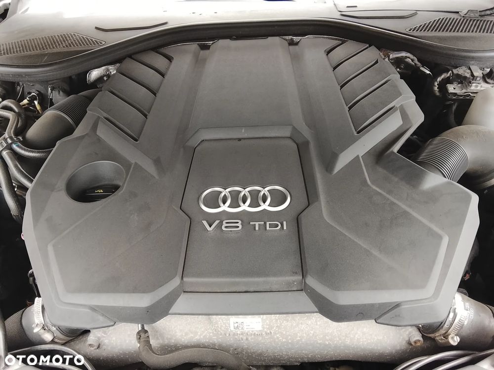 Audi A8 - 10