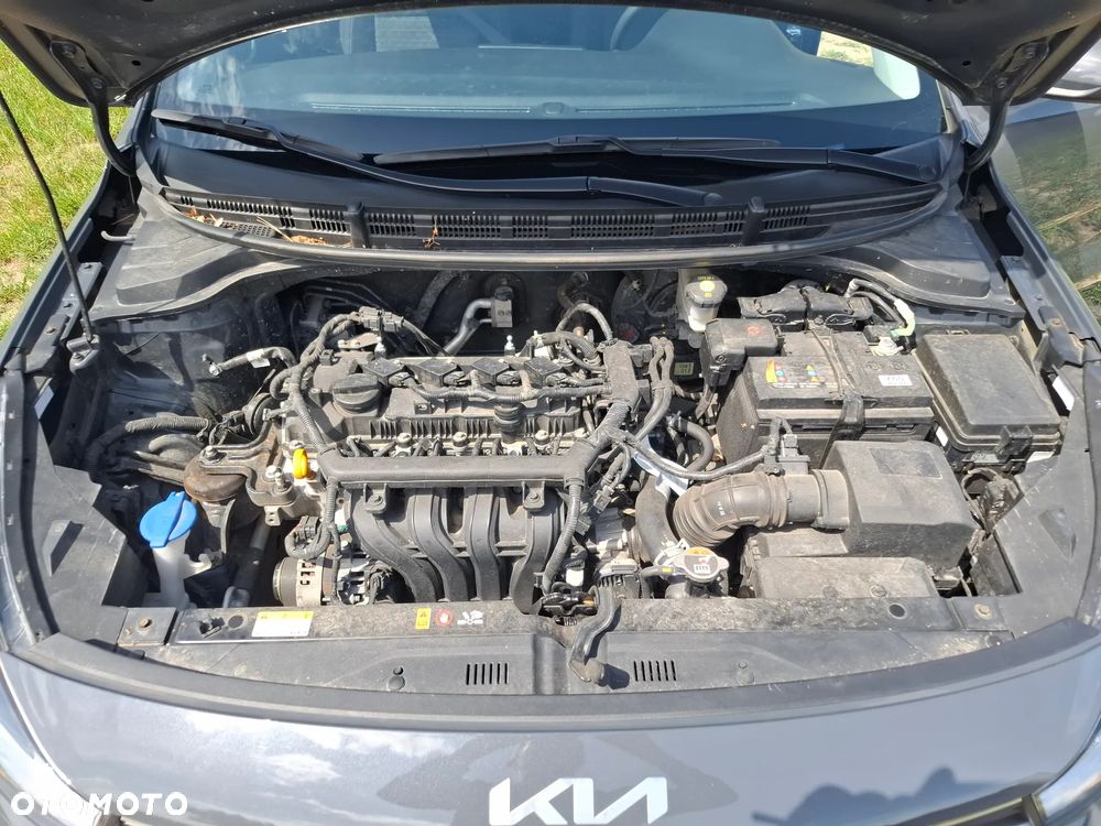Kia Rio 1.2 L - 18