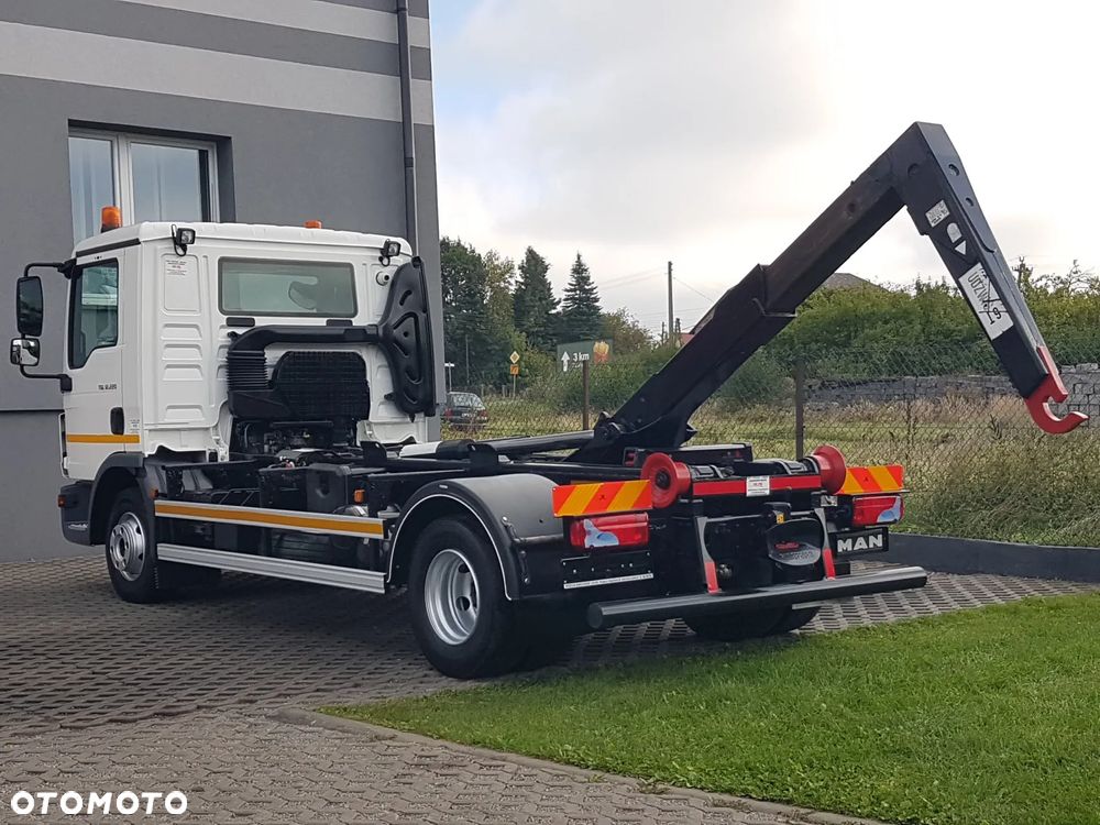 MAN TGL 12.220 HAKOWIEC 4x2 KLIMA - 7