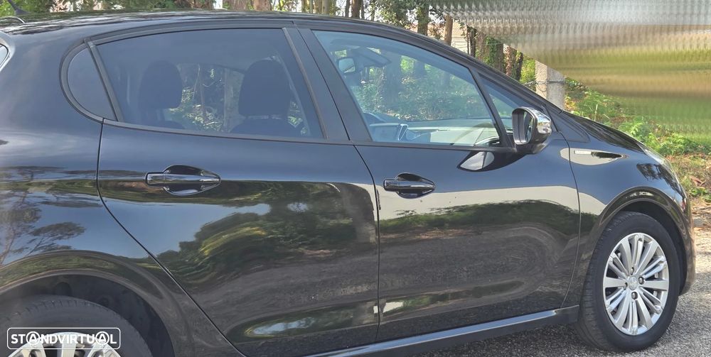 Peugeot 208 1.2 PureTech Style - 10