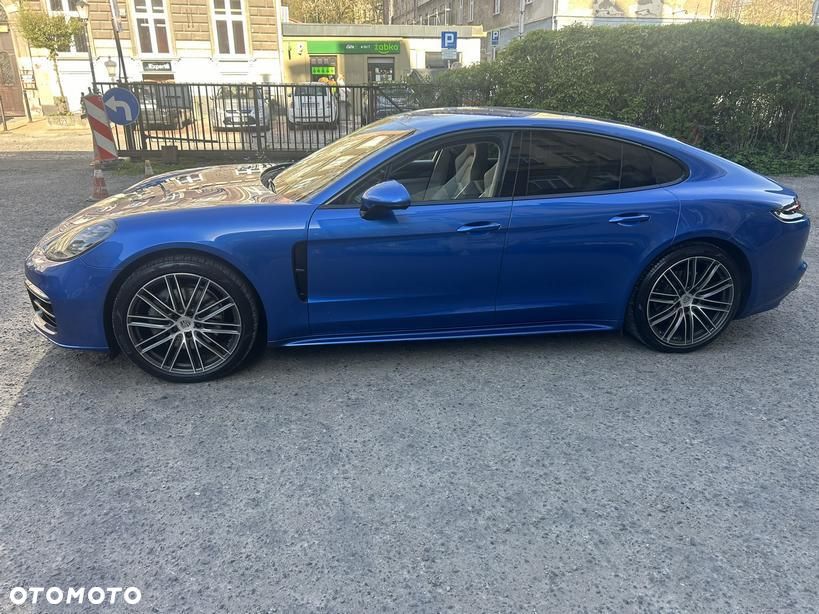Porsche Panamera - 7