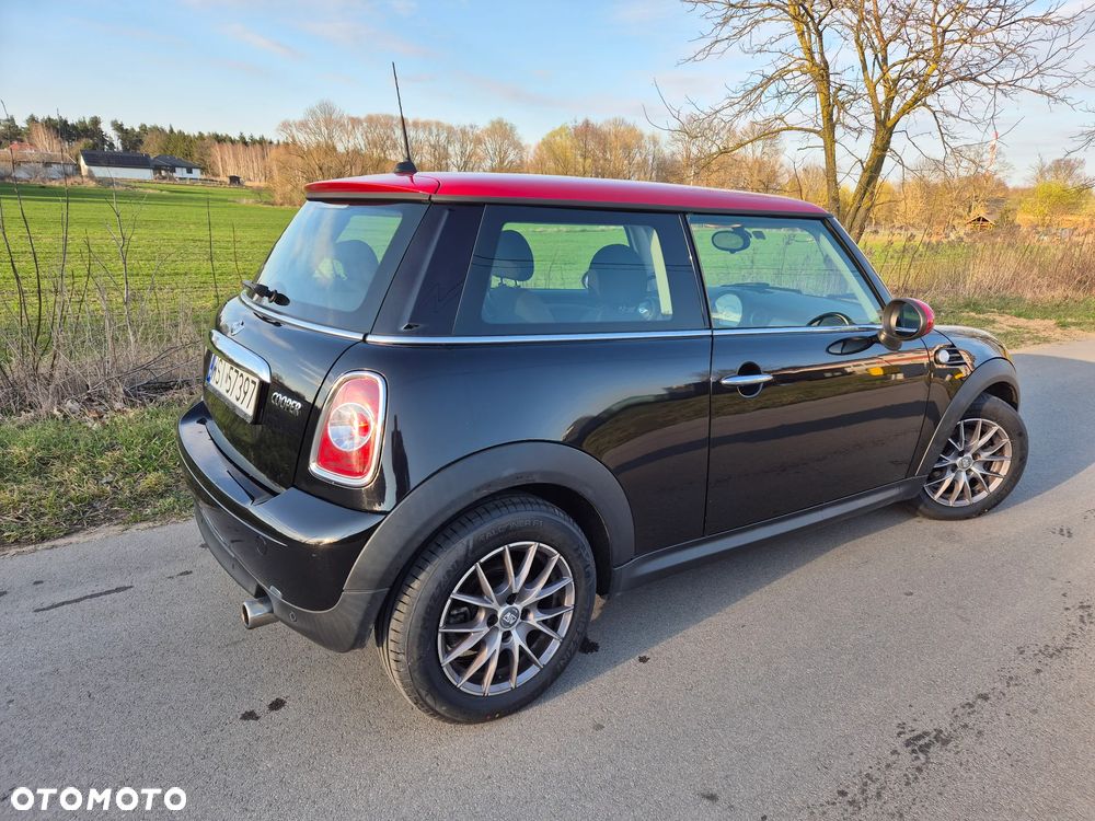 MINI Cooper Standard - 4