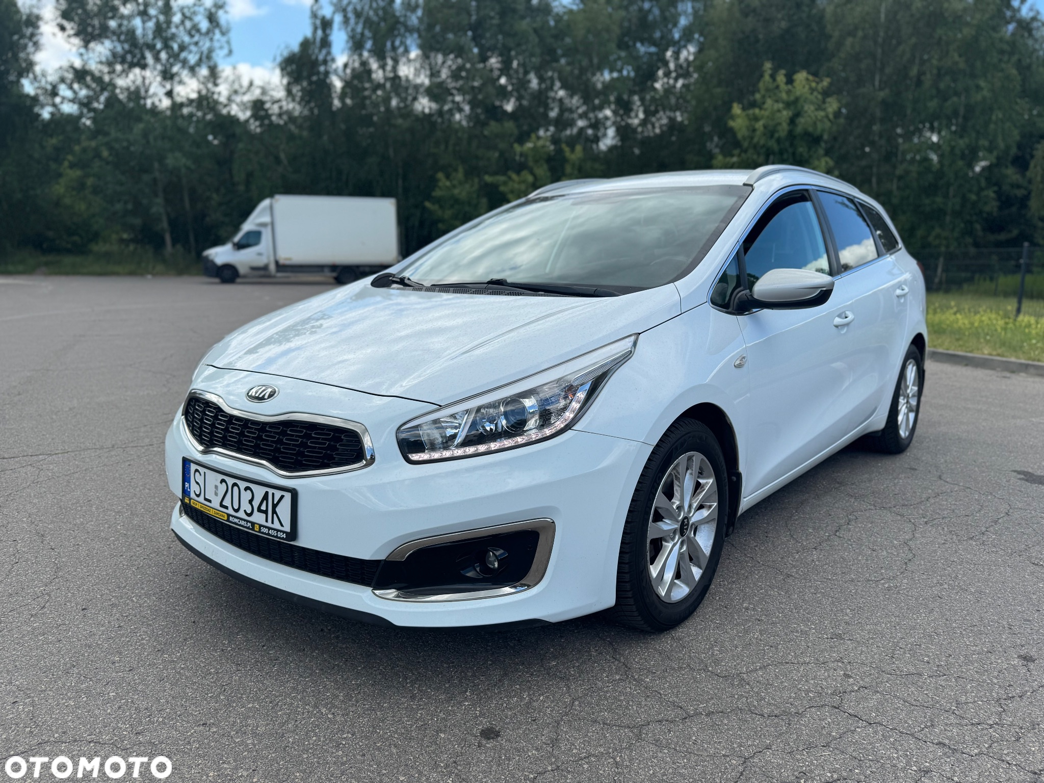 Kia Ceed 1.6 GDI SW Platinum Edition - 4