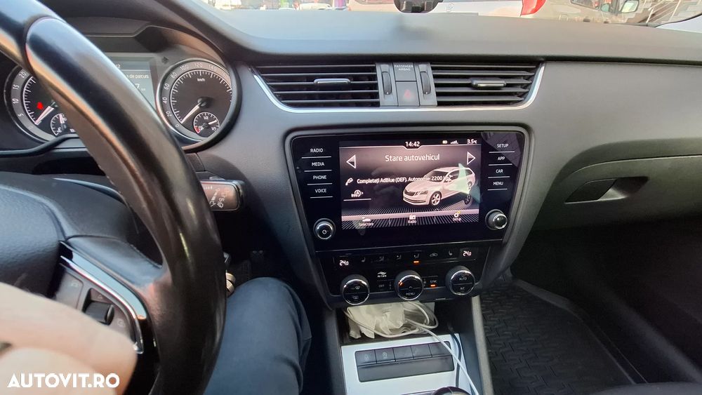 Skoda Octavia 1.6 TDI Ambition - 16