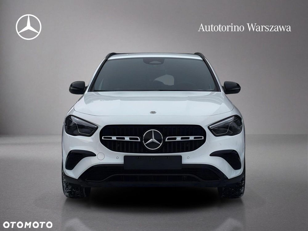 Mercedes-Benz GLA - 2