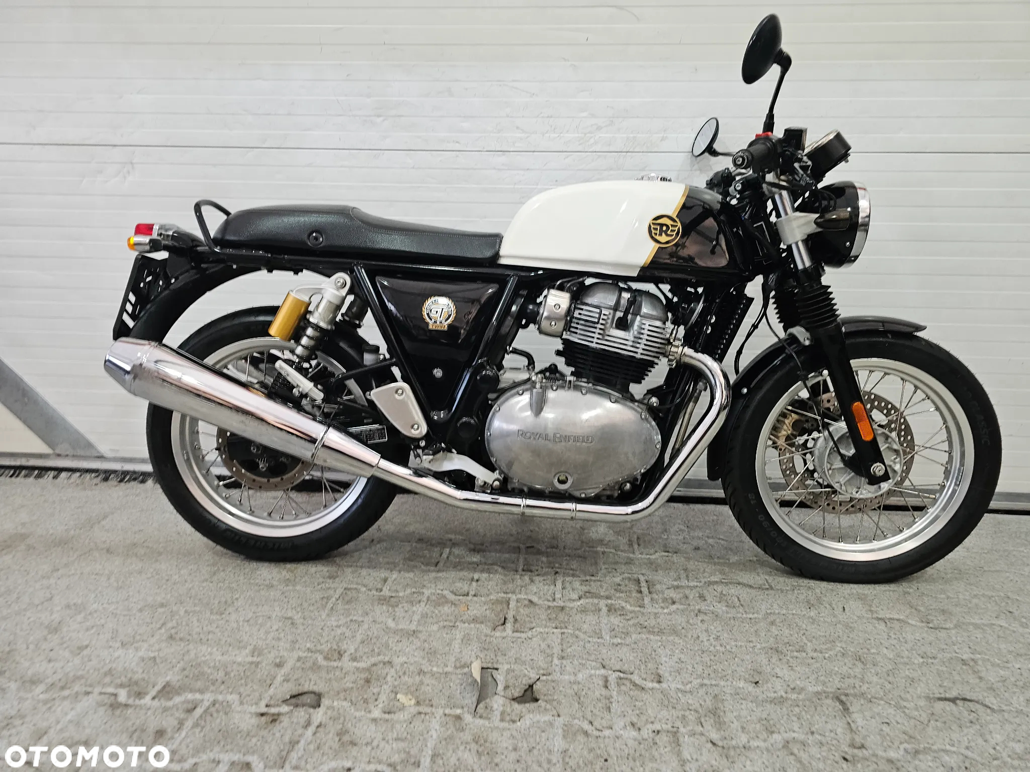 Royal Enfield Continental - 4
