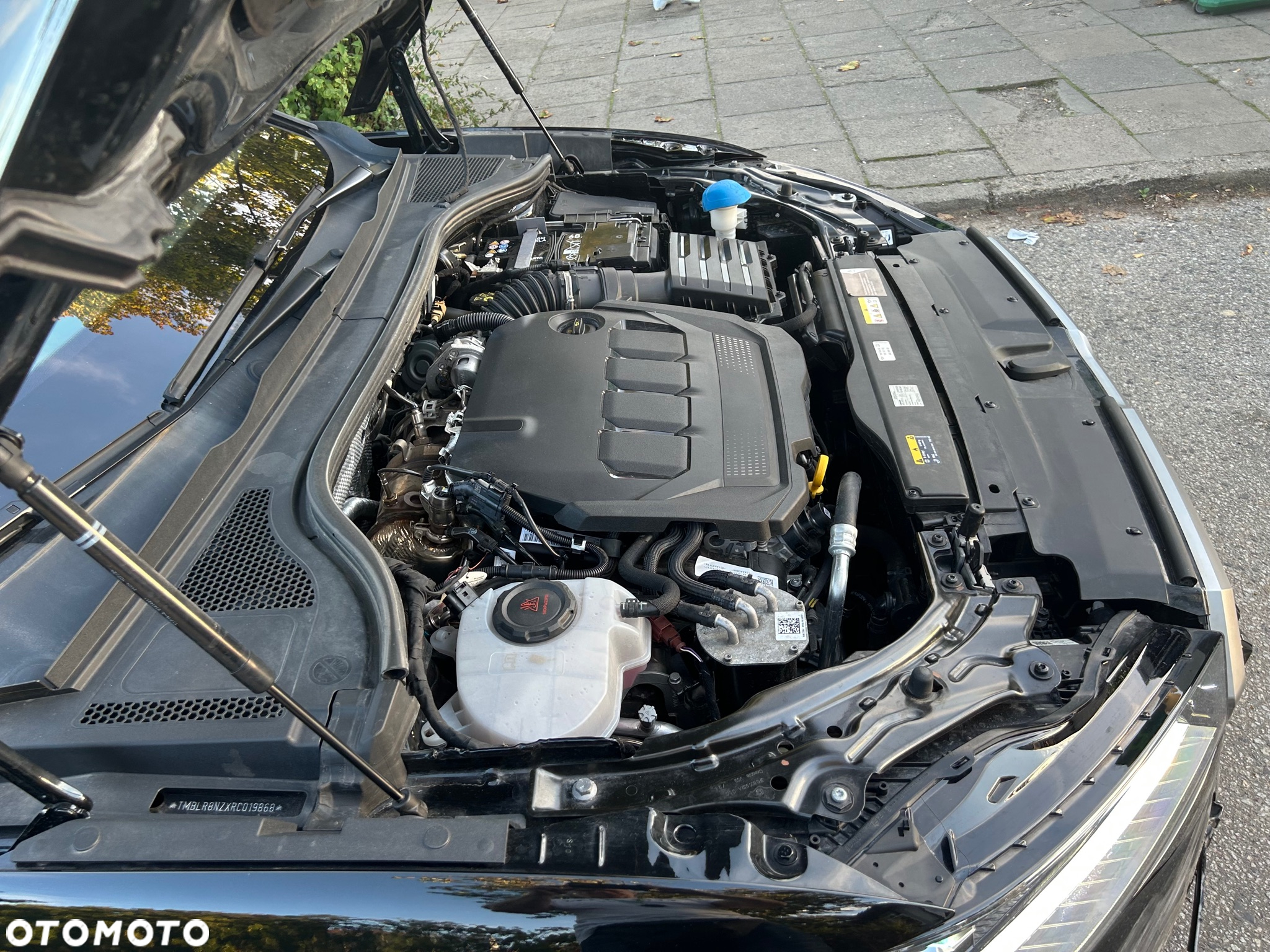 Skoda Superb 2.0 TDI SCR 4x4 L&K DSG - 8