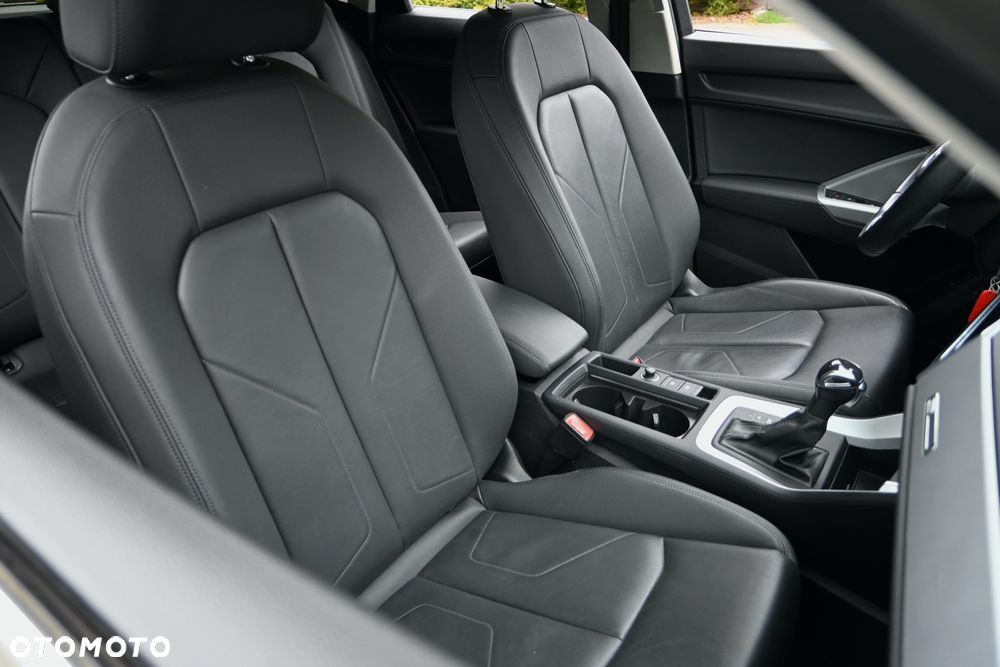 Audi Q3 Sportback 35 TDI S tronic S line - 29