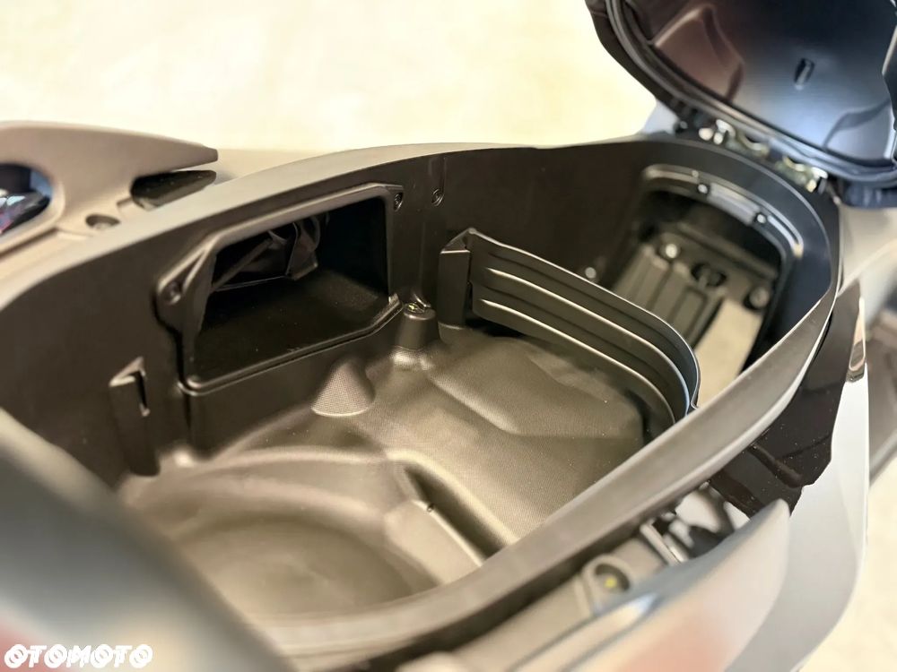 Honda NSS - 14