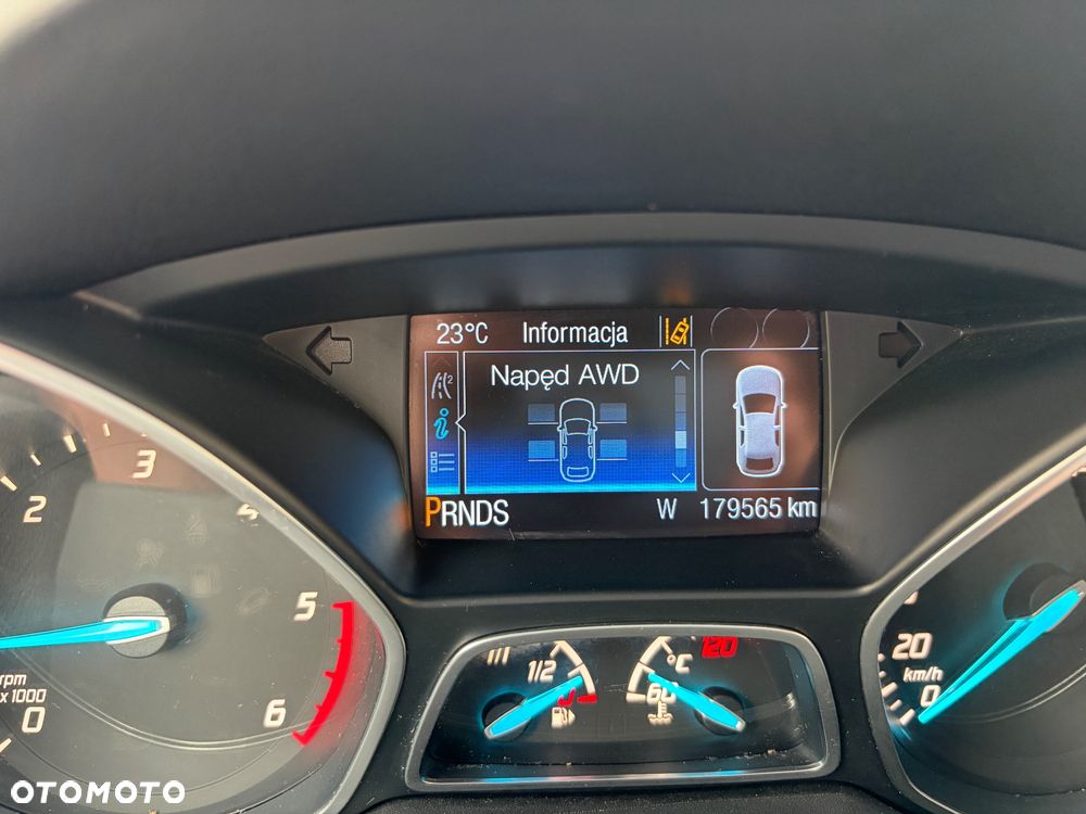 Ford Kuga 2.0 TDCi 4x4 ST-Line - 37