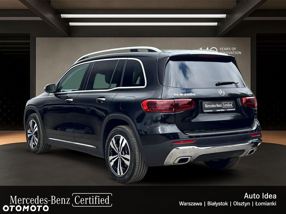 Mercedes-Benz GLB - 4
