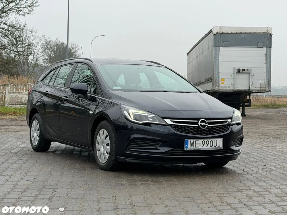 Opel Astra 1.6 CDTI Enjoy - 27