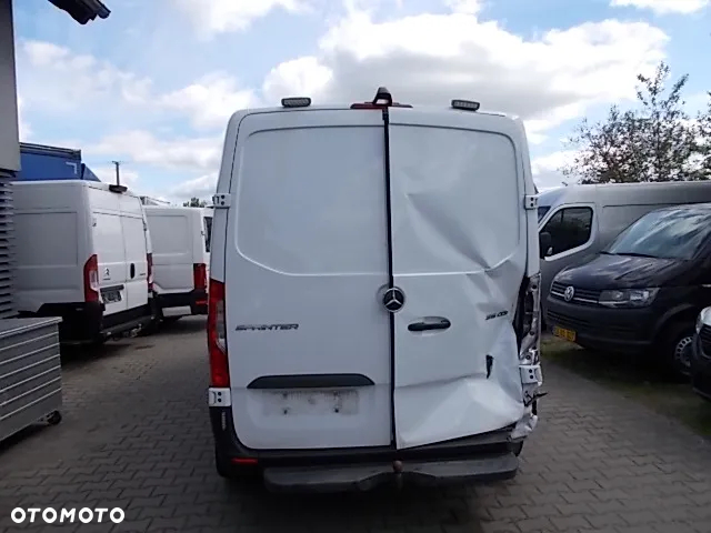 Mercedes-Benz SPRINTER 315 - 13