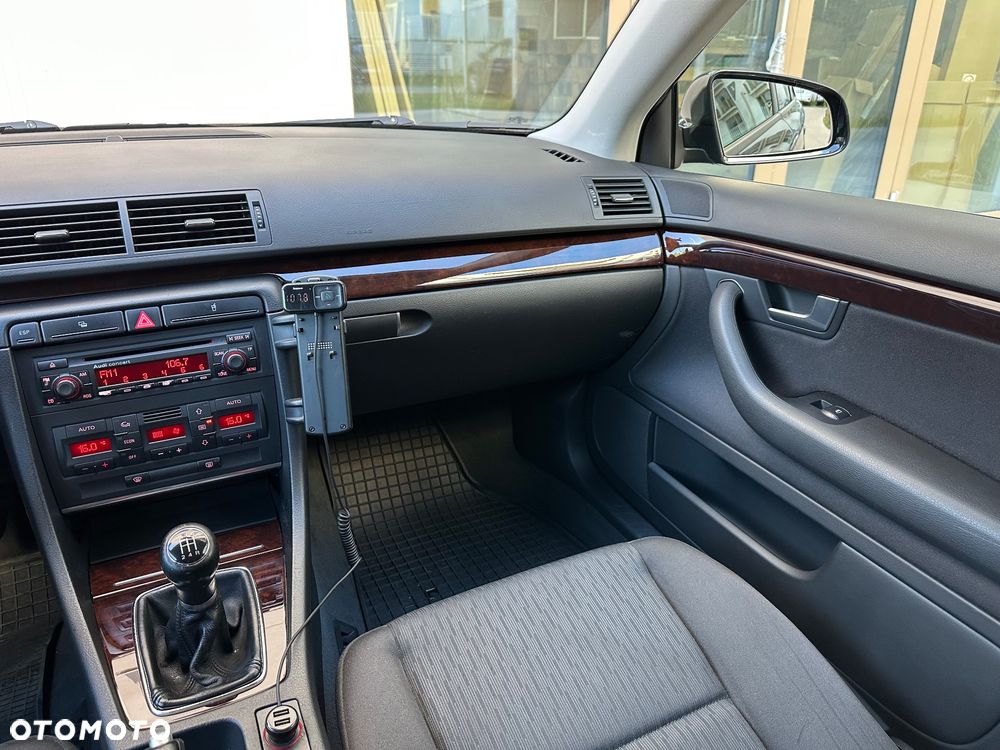 Audi A4 Avant 2 - 7
