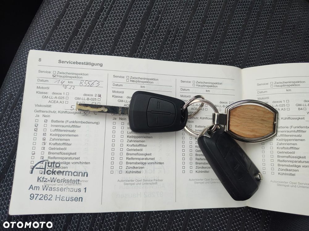 Opel Corsa 1.4 16V Energy - 37
