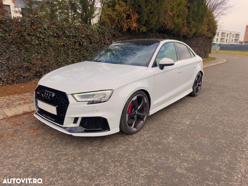 Audi RS3 - 1