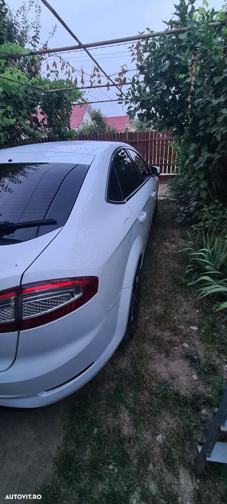 Ford Mondeo 2.0 TDCi Titanium - 16