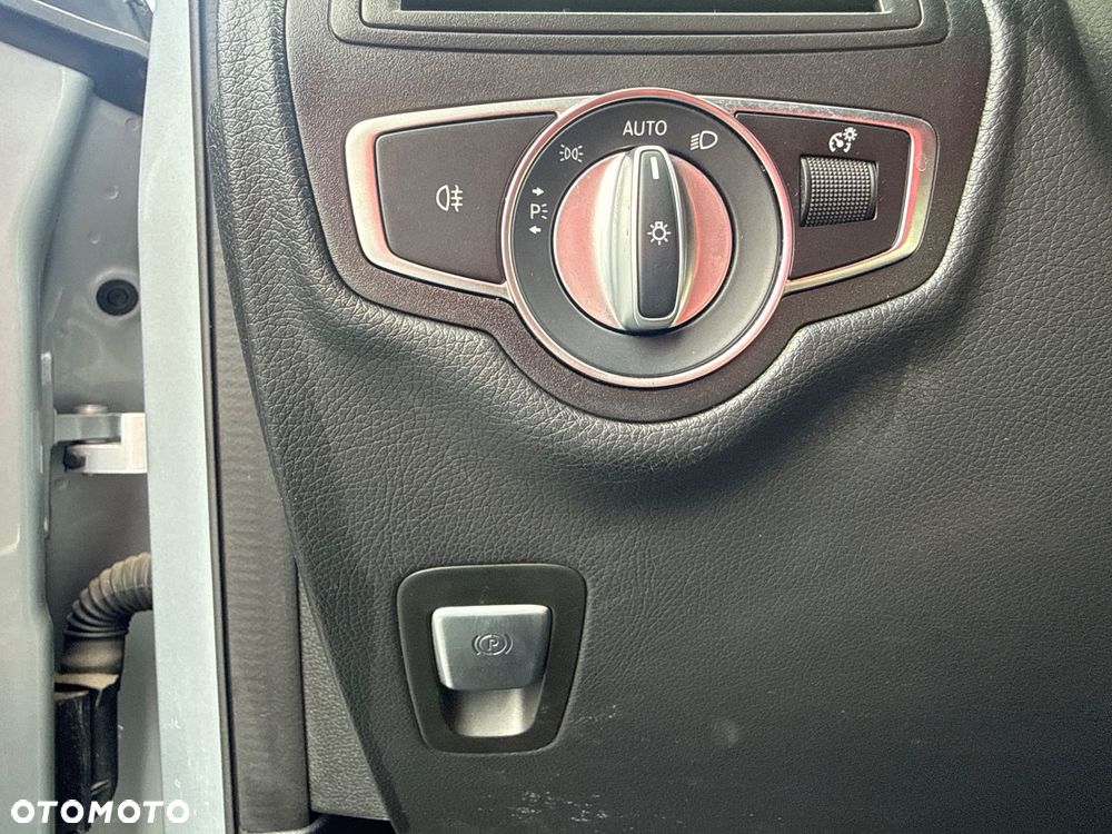 Mercedes-Benz GLC 300 de 4-Matic - 30