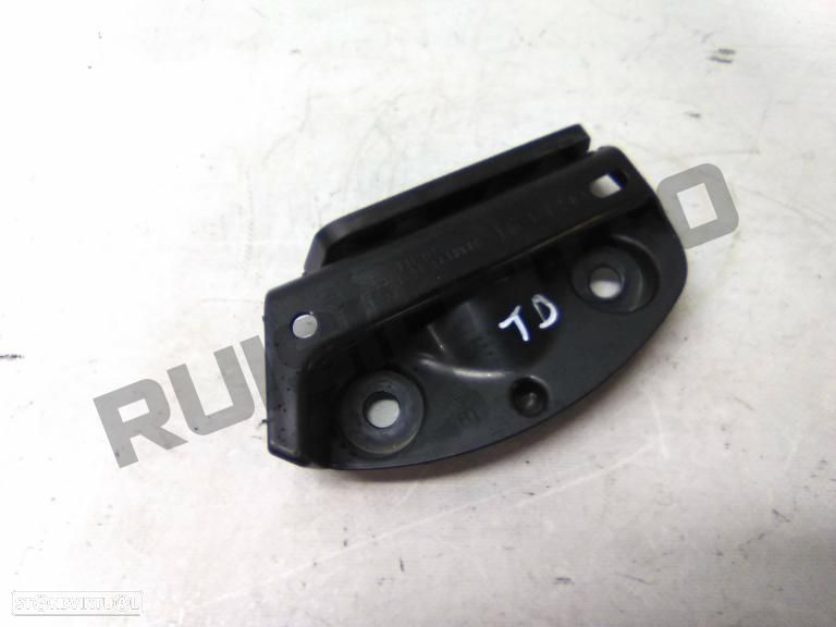 Guia / Encaixe Pára-choques Trás Direito  Bmw 3 (e90) [2004_201 - 1
