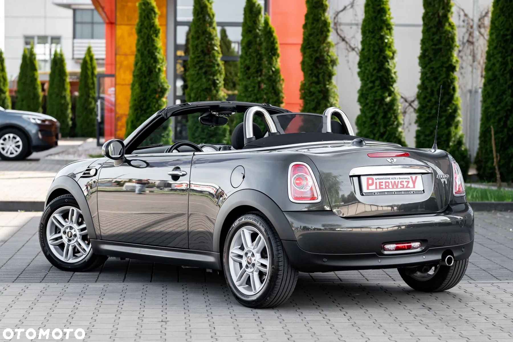 MINI Cooper Cabrio - 12