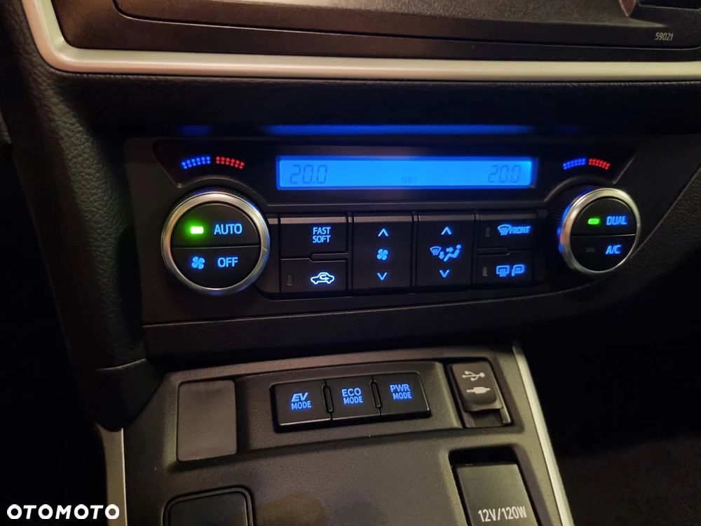 Toyota Auris - 28
