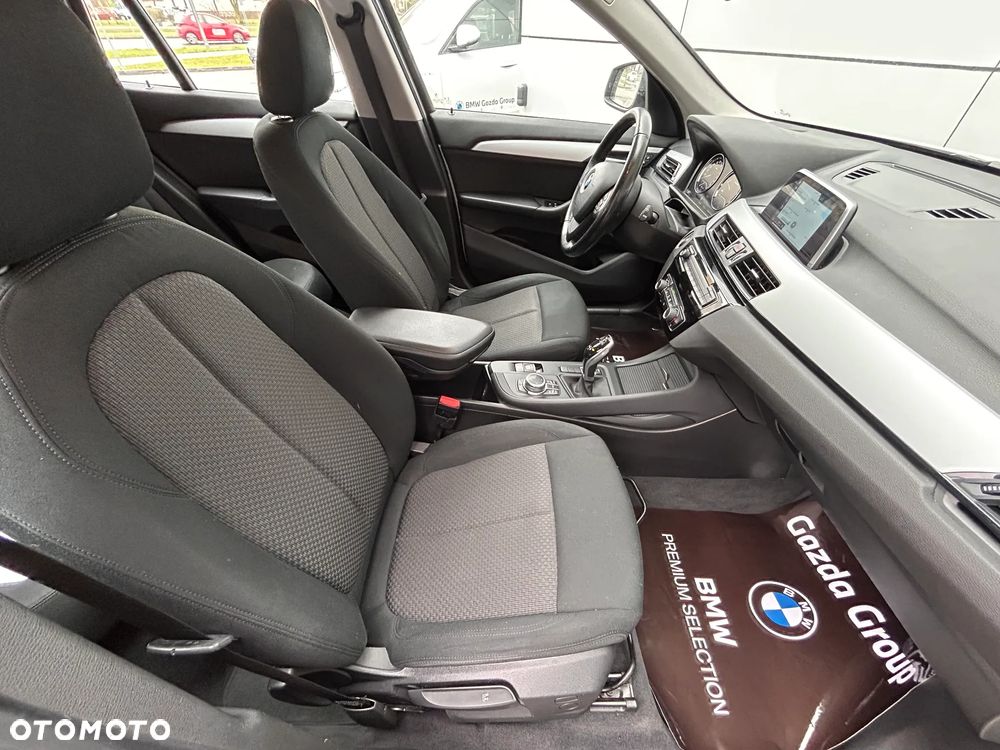 BMW X1 sDrive18d - 17