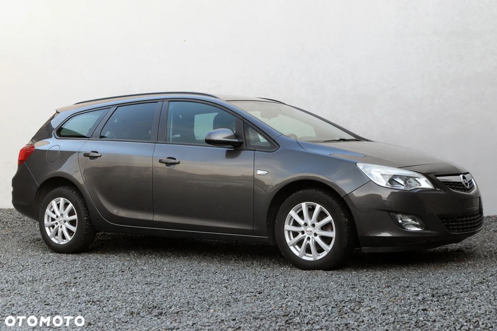Opel Astra 1.7 CDTI DPF Color Edition - 19