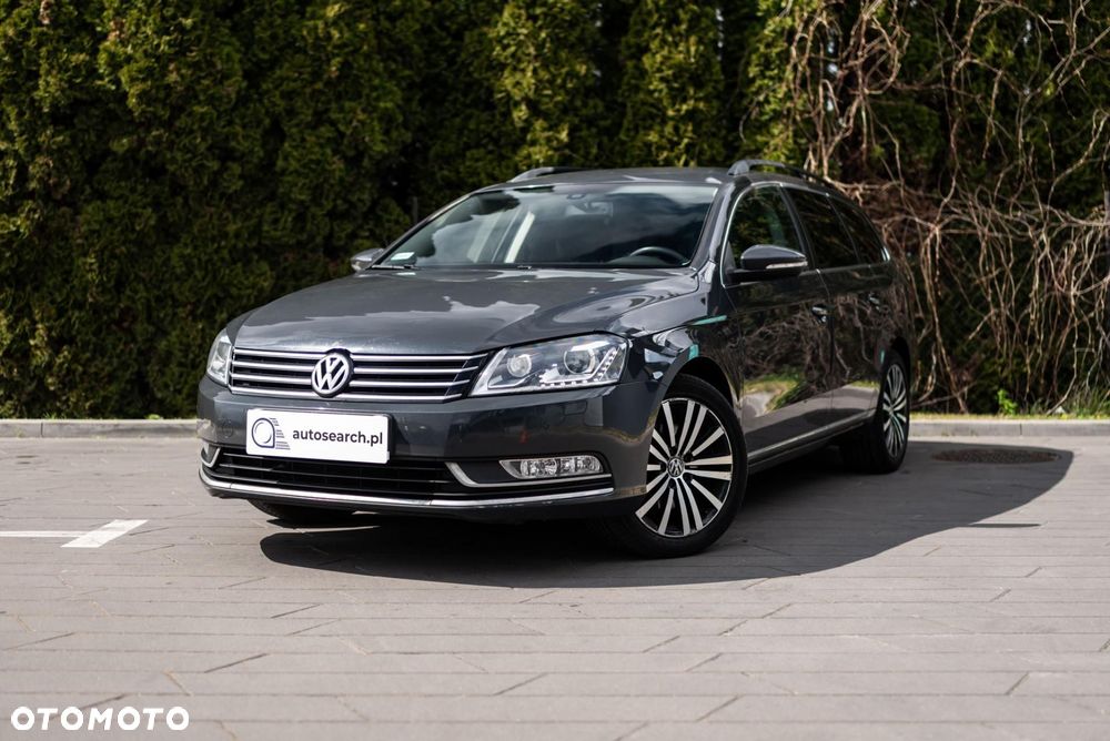 Volkswagen Passat - 4