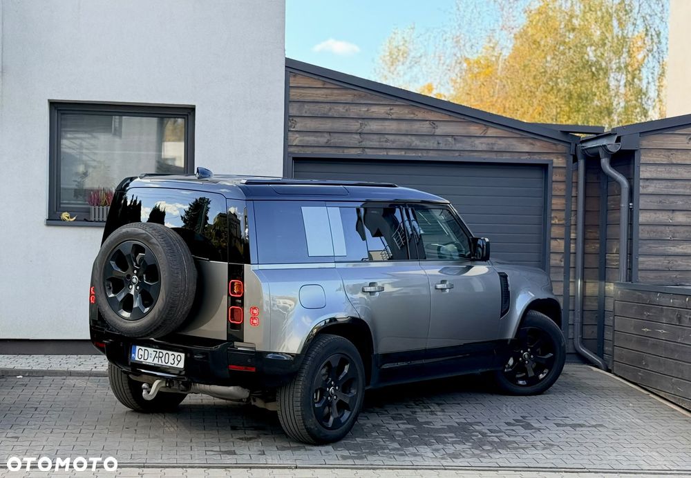 Land Rover Defender 3.0 D300 mHEV X-Dynamic HSE - 18