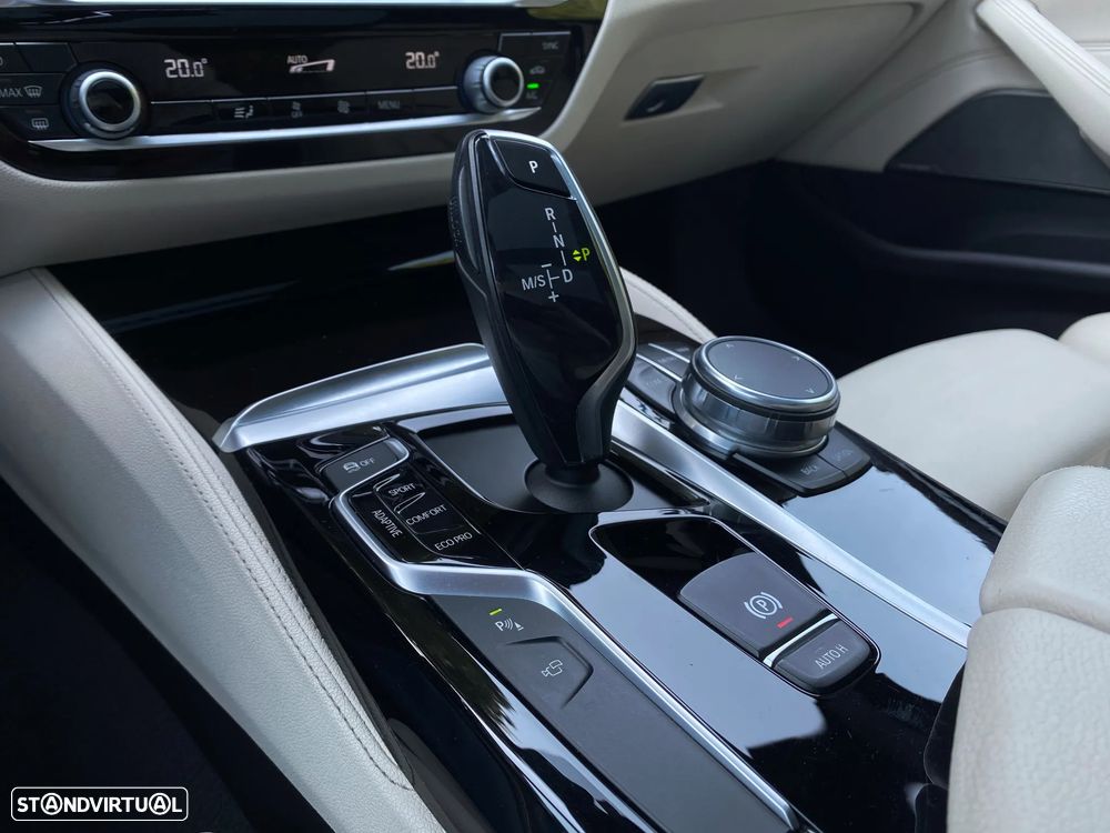 BMW 525 d Pack M Auto - 40