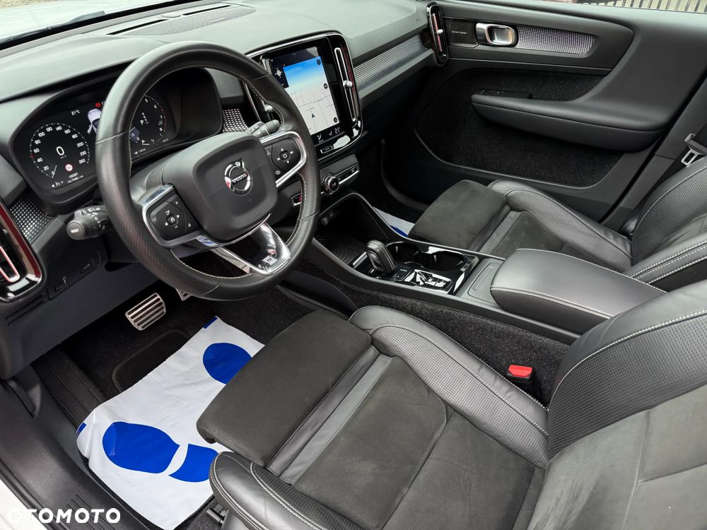 Volvo XC 40 T5 AWD R-Design - 9