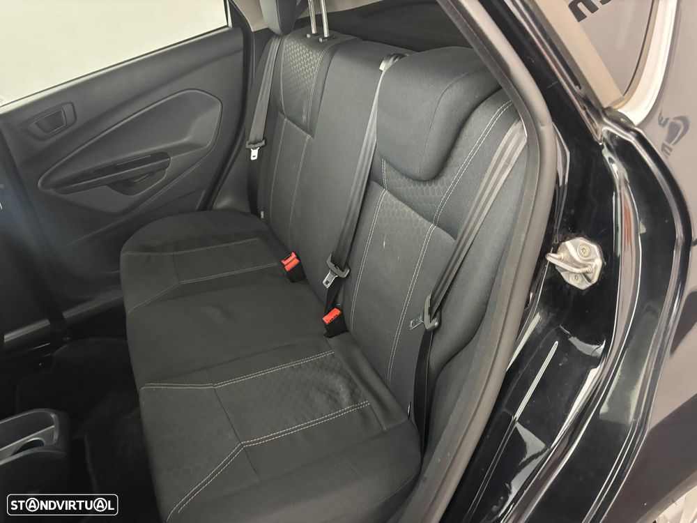 Ford Fiesta 1.25 Titanium - 12