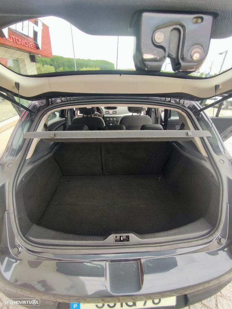 Renault Mégane dCi 110 FAP Expression - 16