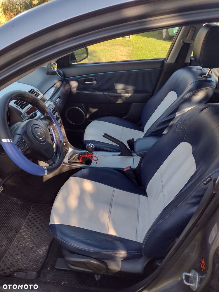 Mazda 3 - 5