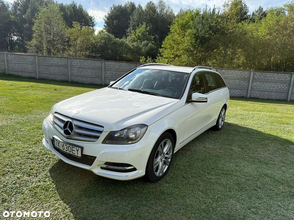 Mercedes-Benz Klasa C 180 CGI BlueEff Avantgarde - 2