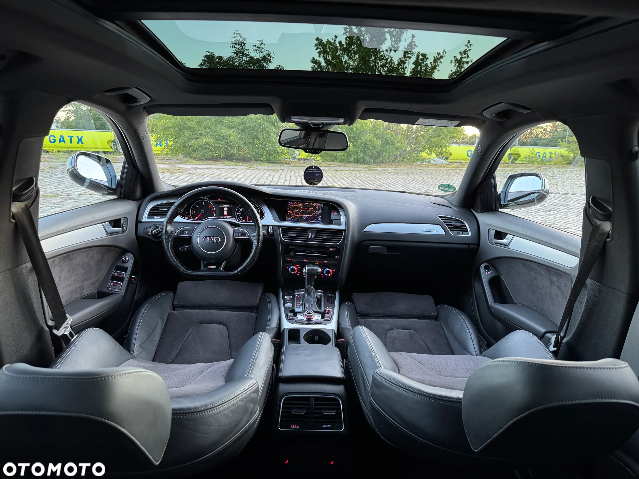 Audi A4 Avant 2.0 TDI Quattro Line S tronic - 4