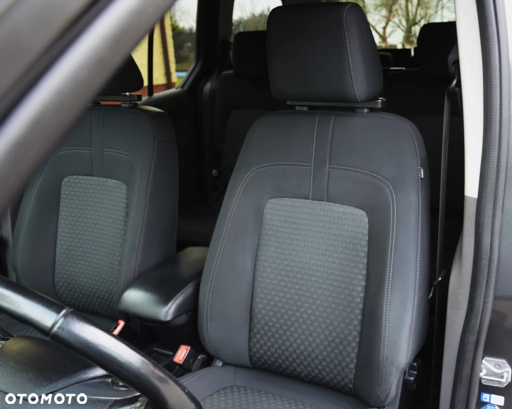 Ford Tourneo Connect - 18