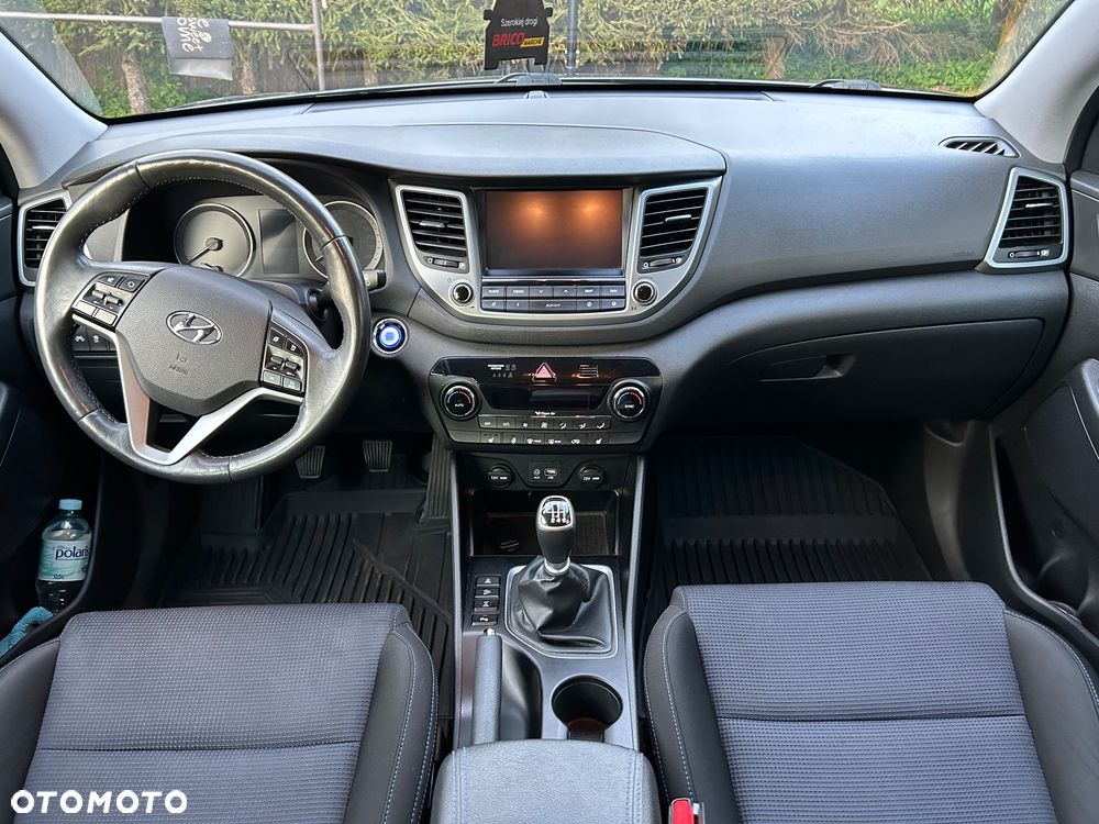 Hyundai Tucson 2.0 CRDI Comfort 4WD - 24