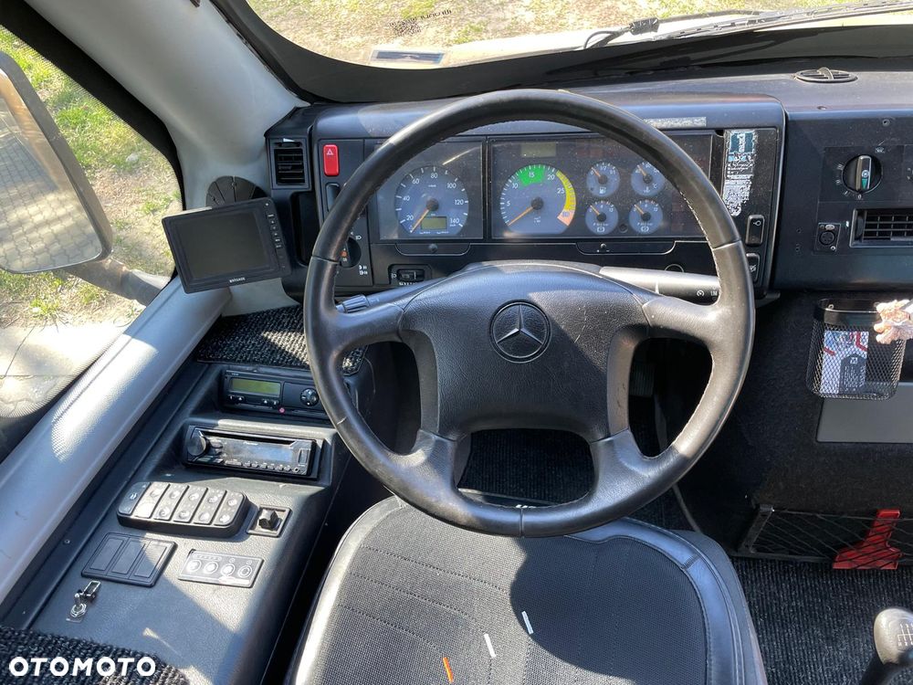 Mercedes-Benz VARIO - 8