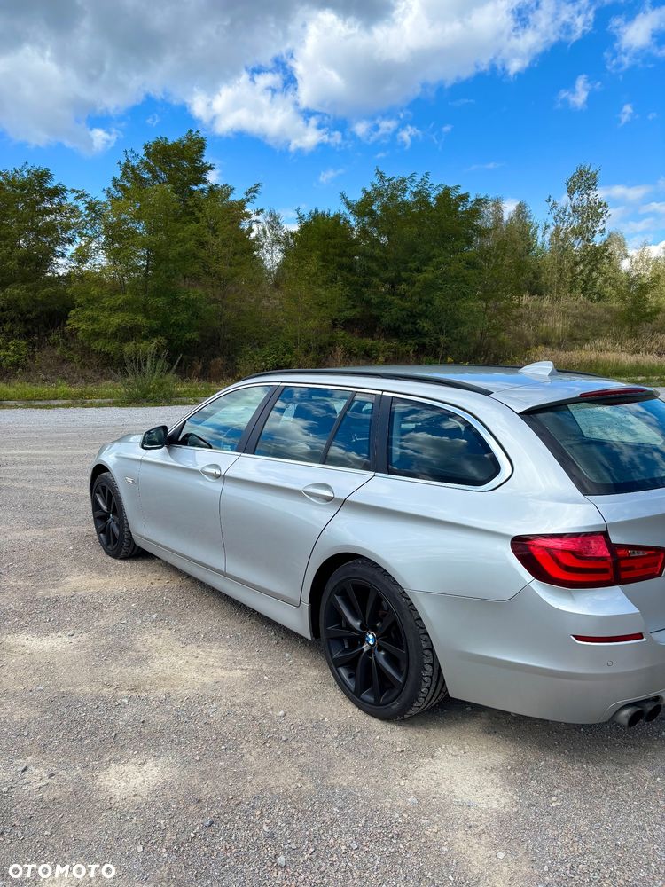 BMW Seria 5 520i Luxury Line - 4