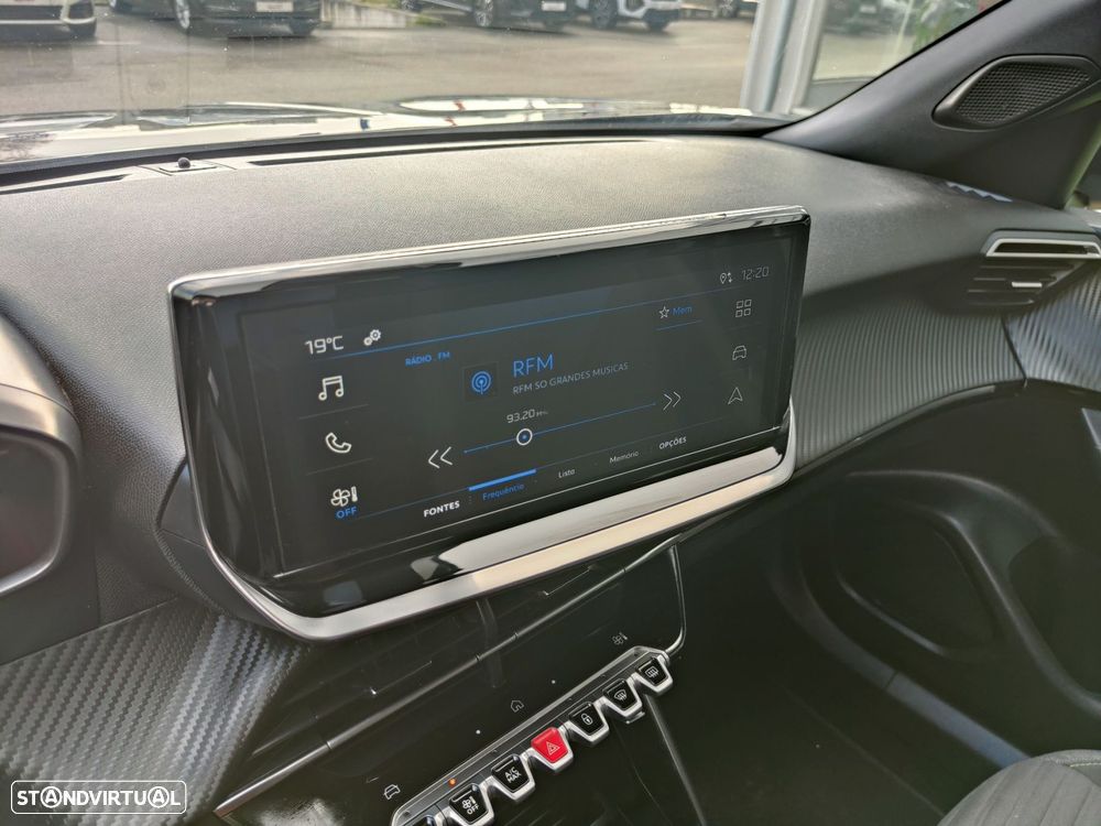 Peugeot 2008 1.2 PureTech Active Pack - 39