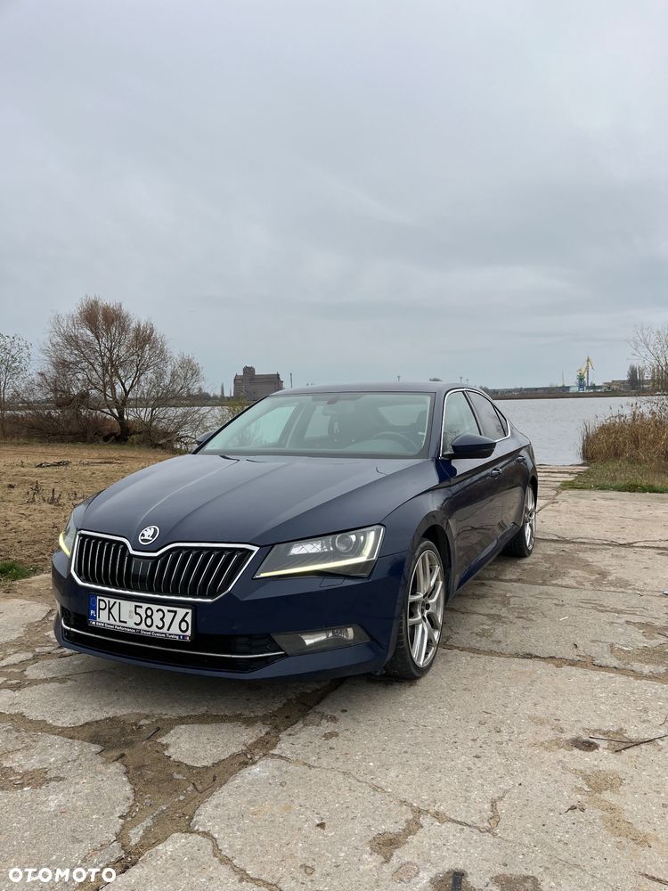 Skoda Superb 1.6 TDI Style Greenline - 4