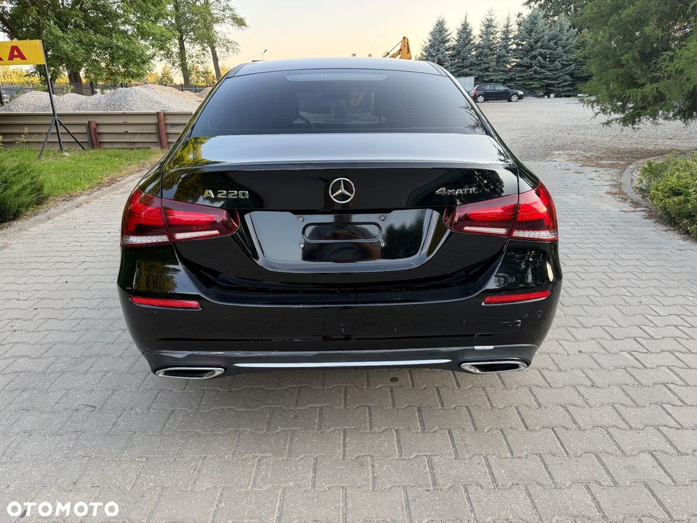 Mercedes-Benz Klasa A 220 4Matic 7G-DCT - 12