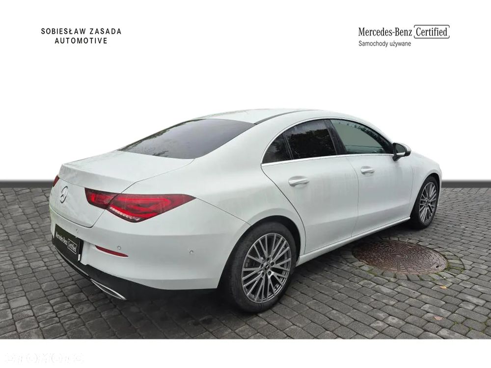 Mercedes-Benz CLA 180 7G-DCT - 5