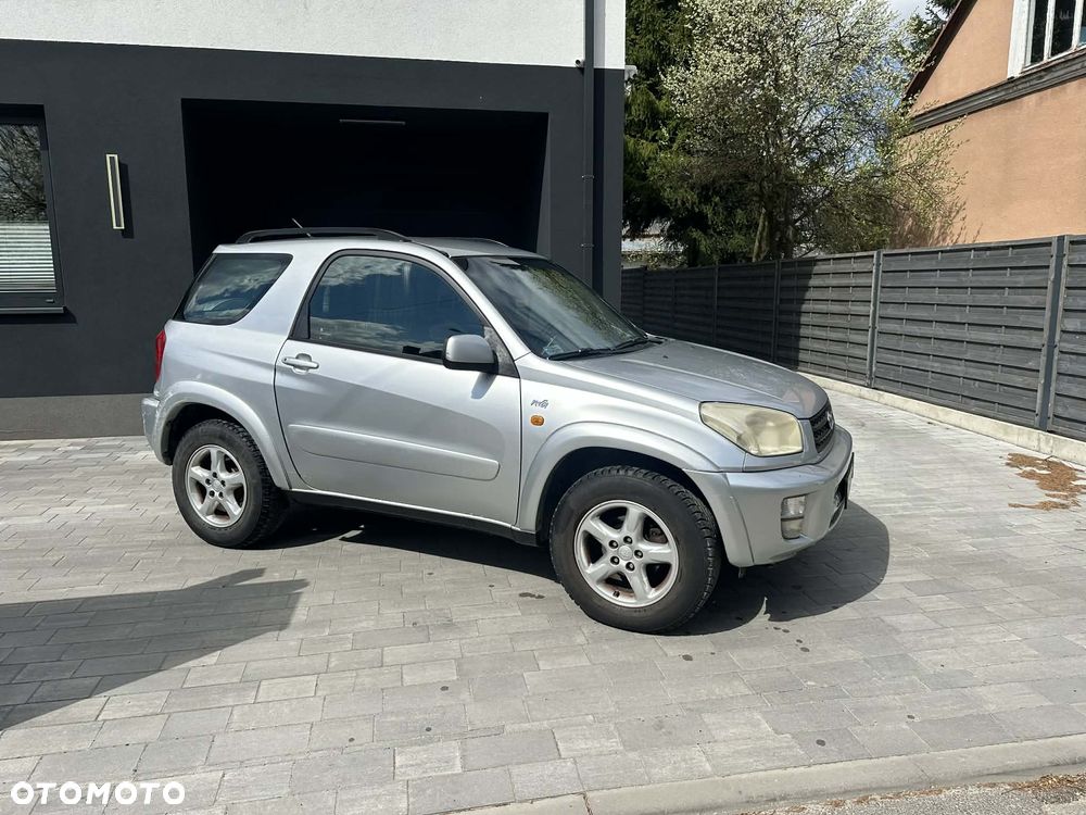 Toyota RAV4 - 5