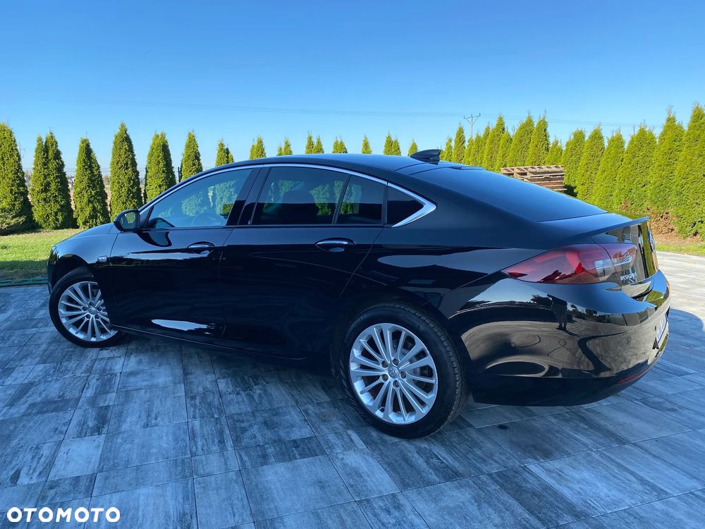 Opel Insignia 1.5 T Elite S&S - 9