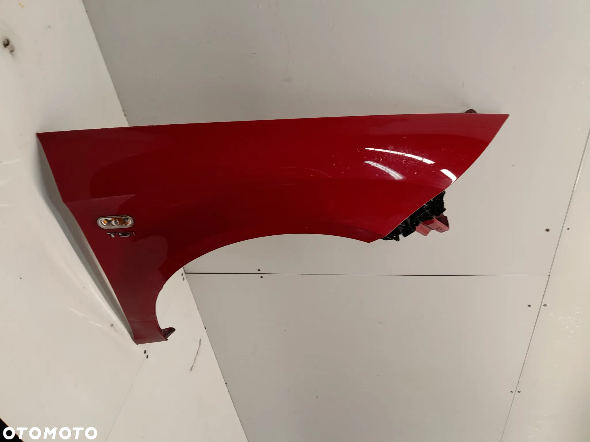 BŁOTNIK PRZÓD PRZEDNI PRAWY SEAT TOLEDO III ALTEA LS3H CZERWONY - 2