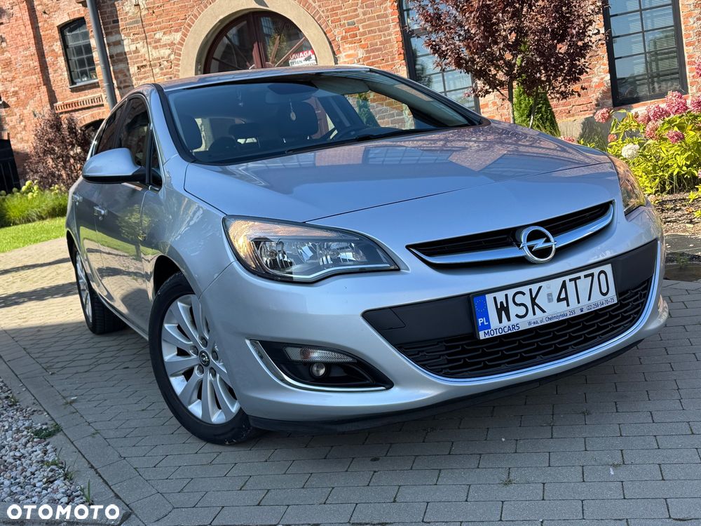 Opel Astra 1.6 CDTI Cosmo - 1