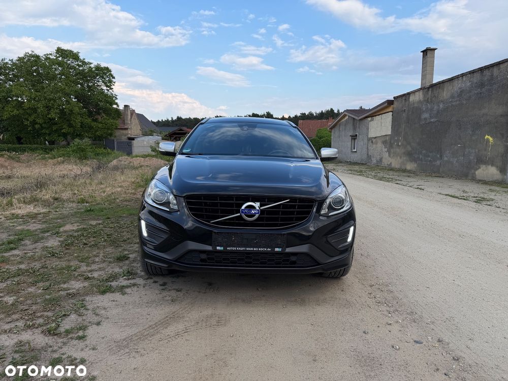 Volvo XC 60 D4 Drive-E R-Design Momentum - 2